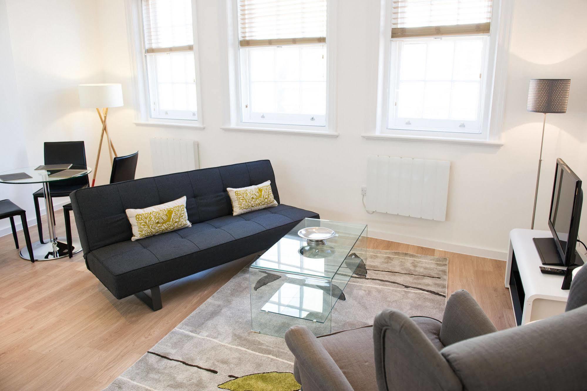 West End One Apartments Londres Exterior foto